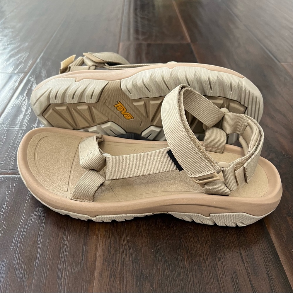 New Teva WOMEN W HURRICANE XLT2 sesame SSME walking hiking sandals size pick - Picture 2 of 7